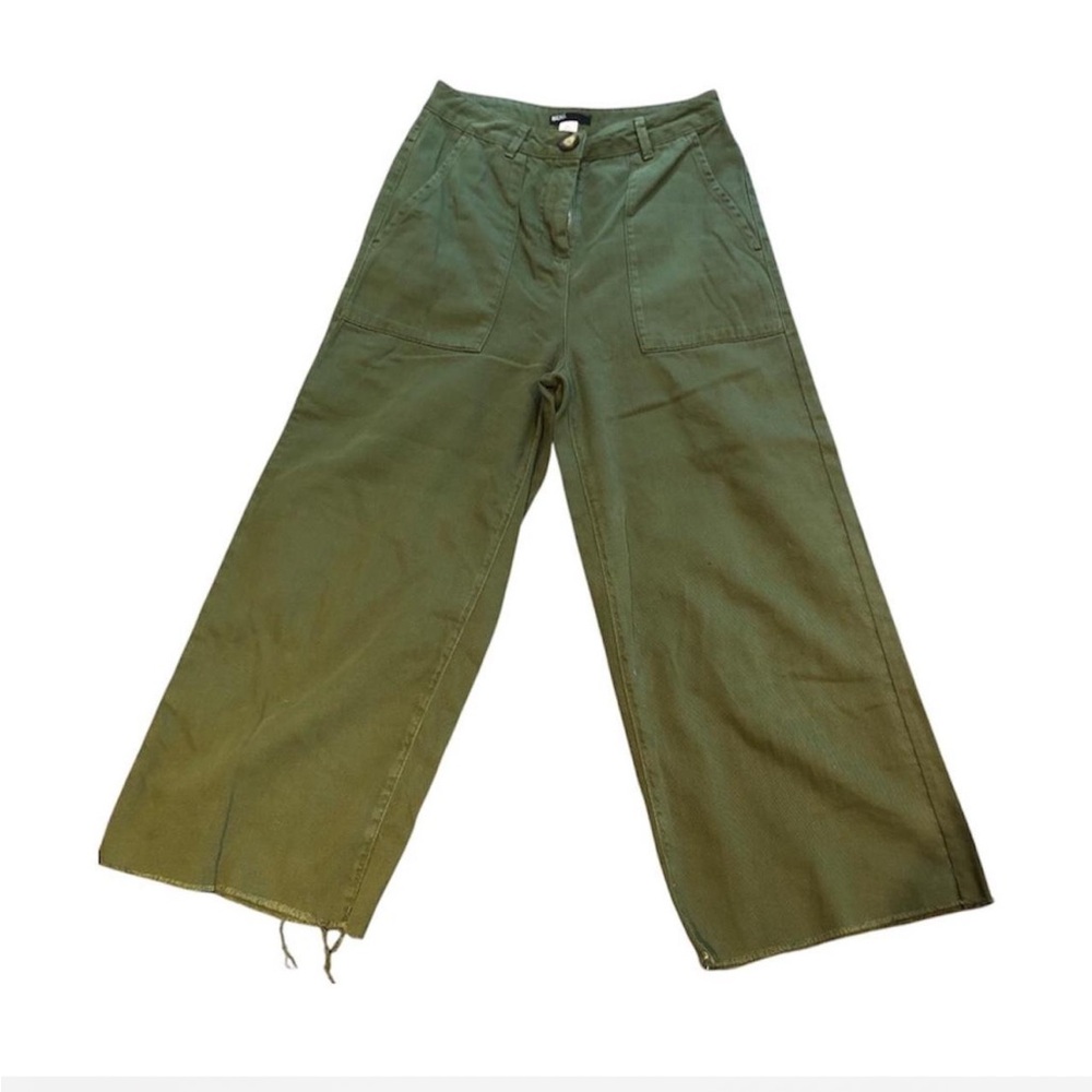 BDG High Waist Green Khaki Wide Leg Capri Cargos